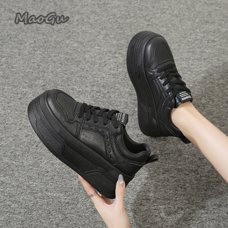 Height Increasing Platform Whi - огляд і ціна White Sneaker Care Kit