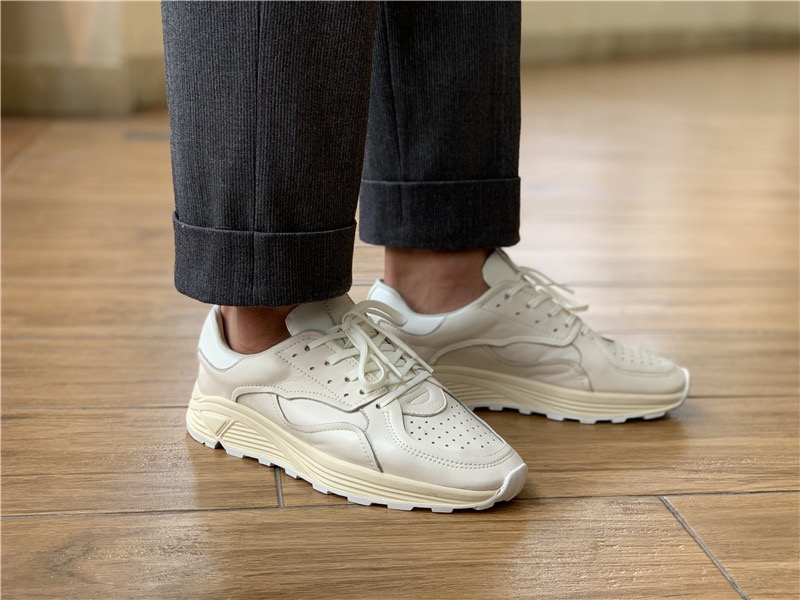 Round-toe Lace-up Casual White - огляд і ціна White Sneaker Care Kit