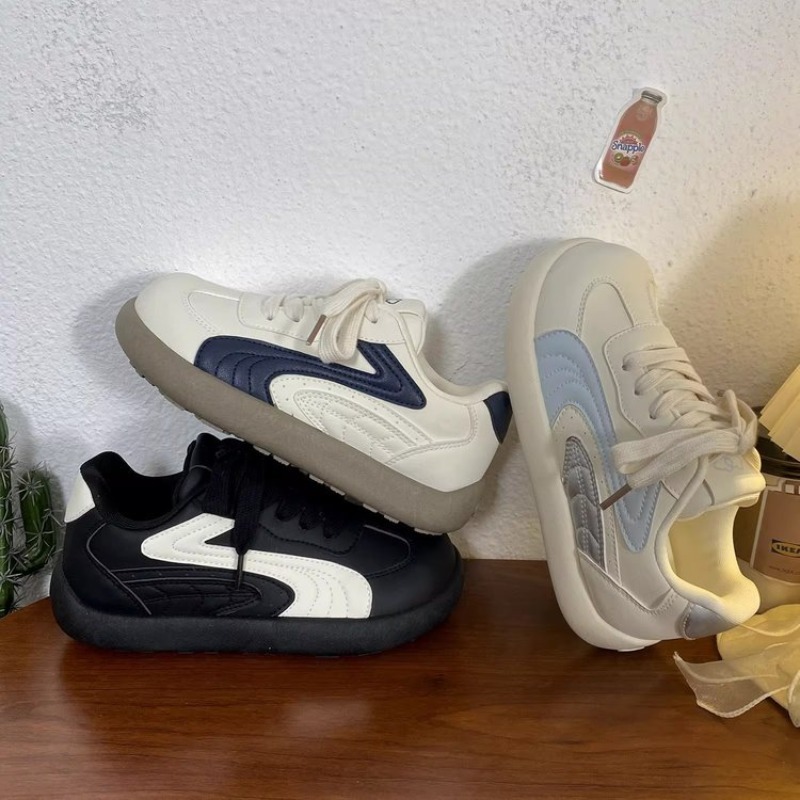 Vintage Women Chunky Sneakers  - огляд і ціна White Sneaker Care Kit